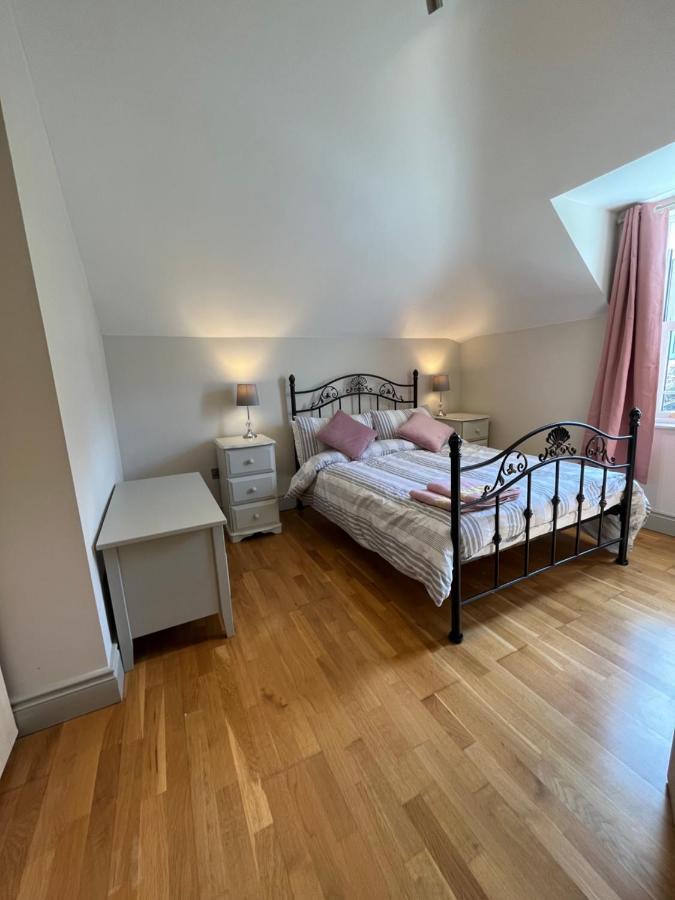 Clover Cottage Кинсейл Екстериор снимка